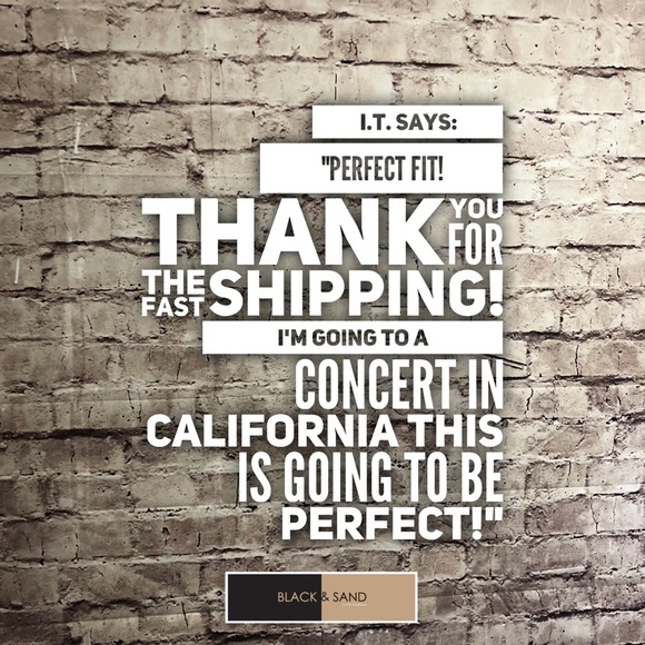 Trendy Soft & distressed knotted-waist T-shirt - Picture 2 of 8